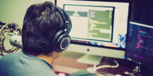 programming Why Being A Video Game Tester Isn't A Dream Come True earn work jobs make money online from home gaming computer user test usability professional freelance glitch bug functionality quality control