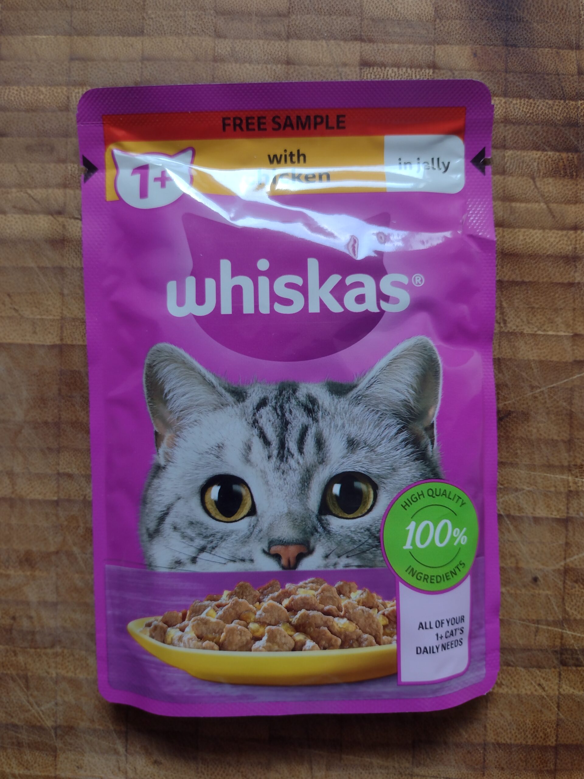 Receiving & Reviewing my FREE Sample of Whiskas Cat Food